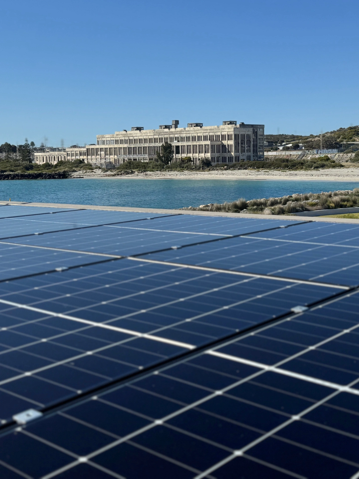 Willo Electrical solar install overlooking the Perth coast